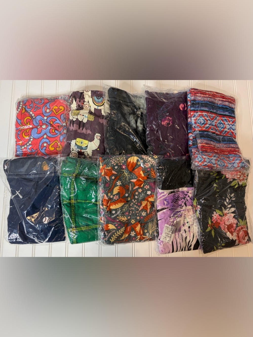 Assorted Printed Lularoe TC leggings lot of 10!